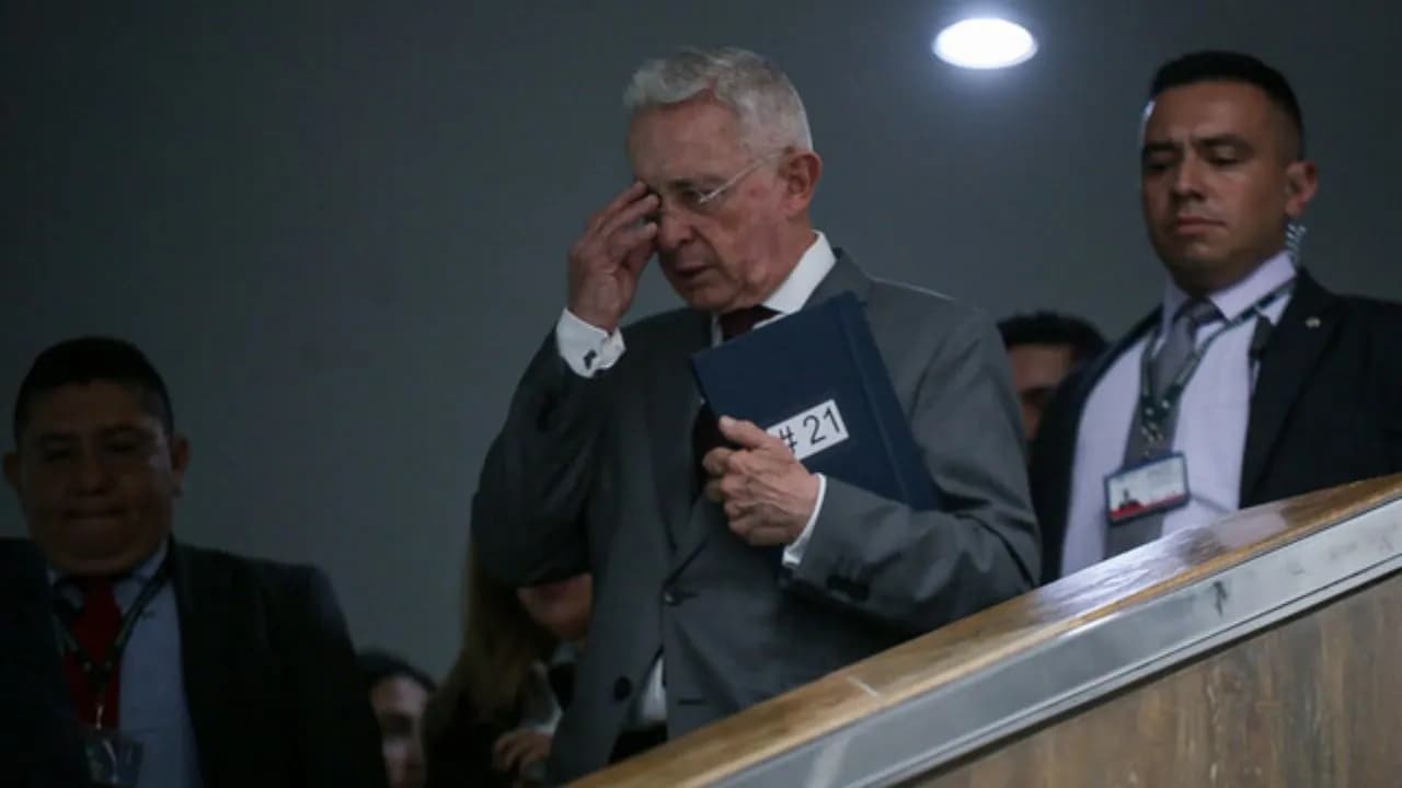 photologuephotos2025-05el_cuestionado_juez_que_declarara_en_el_juicio_contra_el_expresidente_uribejpg photologuephotos2025-05el_cuestionado_juez_que_declarara_en_el_juicio_contra_el_expresidente_uribejpg