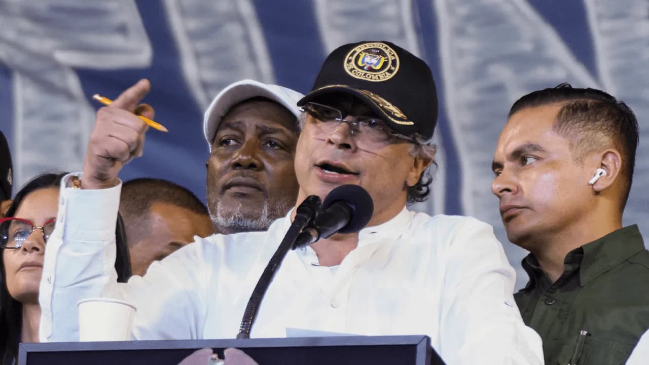 photologuephotos2025-06presidente_gustavo_petro_2_0png photologuephotos2025-06presidente_gustavo_petro_2_0png
