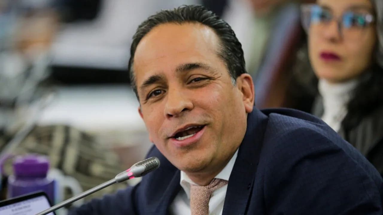 Senador Alexander López Senador Alexander López
