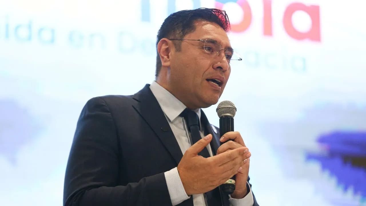 Presidente del CNE en foro de CAMBIO 6 Presidente del CNE en foro de CAMBIO 6