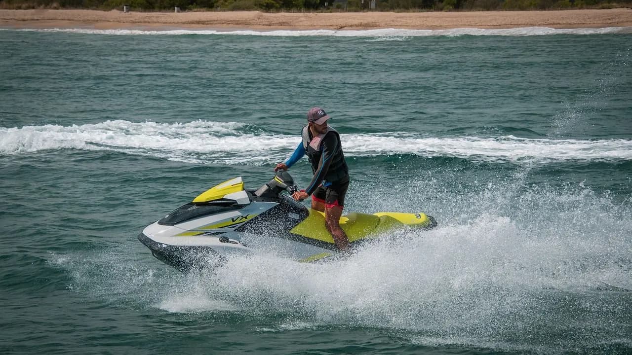photologuephotos2023-02water-scooter-7539309_1280_0jpg photologuephotos2023-02water-scooter-7539309_1280_0jpg